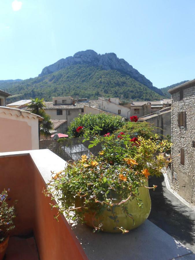 La Maison Derriere La Fontaine Buis-les-Baronnies Exteriör bild