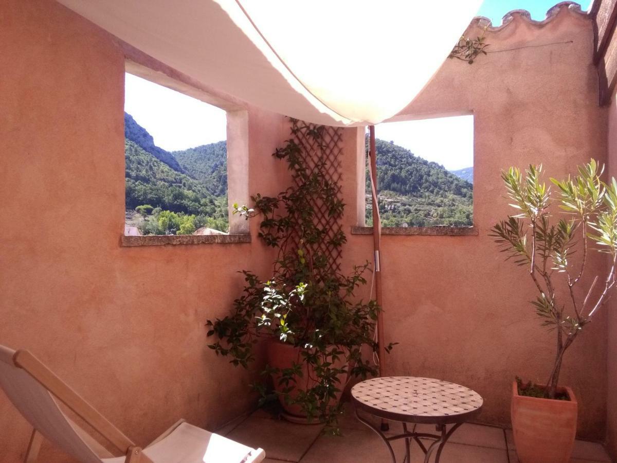 La Maison Derriere La Fontaine Buis-les-Baronnies Exteriör bild